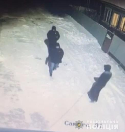 К покушению на убийство депутата Мирзояна в Кривом Роге могут быть причастны трое мужчин, - полиция 01