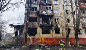 Доба на Донеччині: сотні атак за добу, є поранені та значні руйнування. ФОТОрепортаж