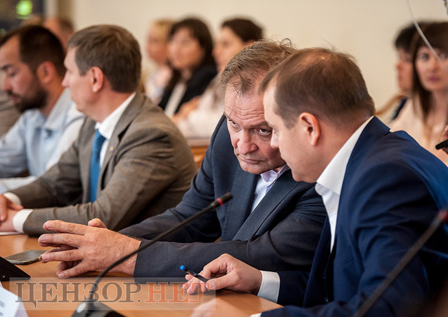 Регламентний комітет не підтримав подання на притягнення до кримінальної відповідальності нардепа Пономарьова 04