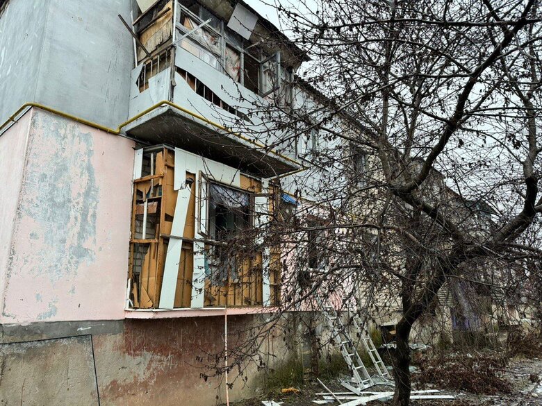 Наслідки ворожих обстрілів Білозерки на Херсонщині 06