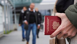 РосіяРосія завершила видачу паспортів українцямнину відмовили у притулку в Латвії. Він тікав від мобілізації
