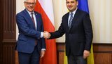 Гройсман і голова МЗС Польщі Чапутович обговорили агресію РФ і протидію "Північному потоку-2"