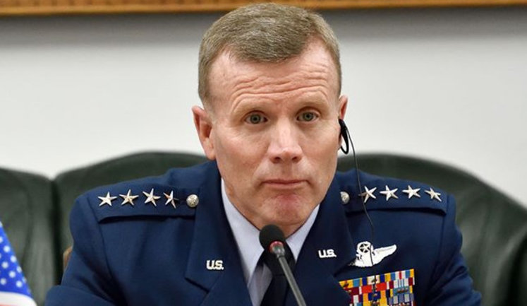 Командующий силами США в Европе Уолтерс оценил риск вторжения РФ в Украину в ближайшие недели как низкий или средний