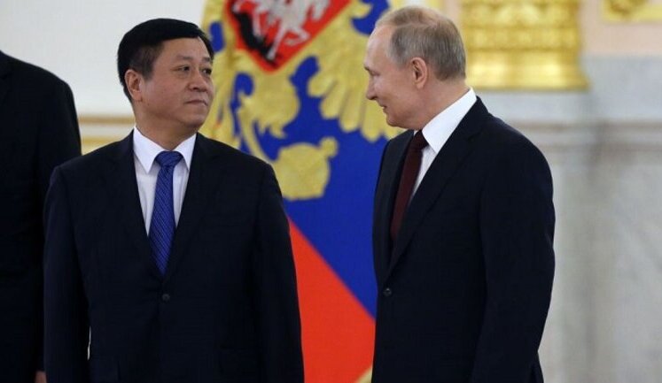 Dutch Foreign Minister Hoekstra - China: Military aid to Russia will have consequences