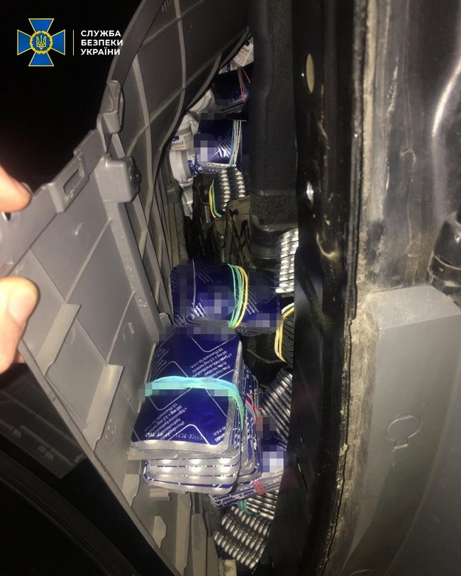 Контрабанда прекурсоров из Европы блокирована на Львовщине, изъяты наркосодержащие таблетки на 4 млн грн, - СБУ 02