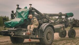зброя,гаубиця,fh70