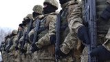 Изнурительные тренировки, "кач" посреди ночи, 4 часа на сон и несколько минут на прием пищи: как проходит подготовка бойцов ССО. ФОТО