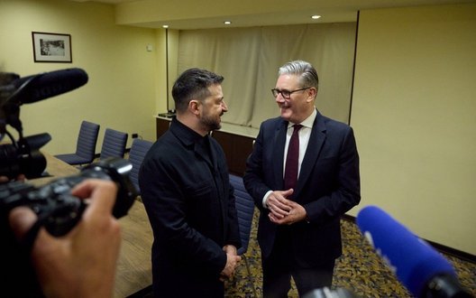 Зеленський зустрівся зі Стармером: говорили про підтримку України та мирний процес