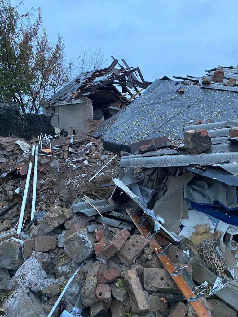 Ночью оккупанты обстреливали участок фронта от Марьинской до Лиманской громады в Донецкой области. 01