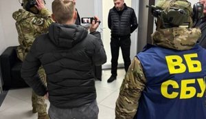 Commander of logistics of AFU’s Air Force and head of SSU in Zhytomyr region were caught taking $320,000 bribe. PHOTOS