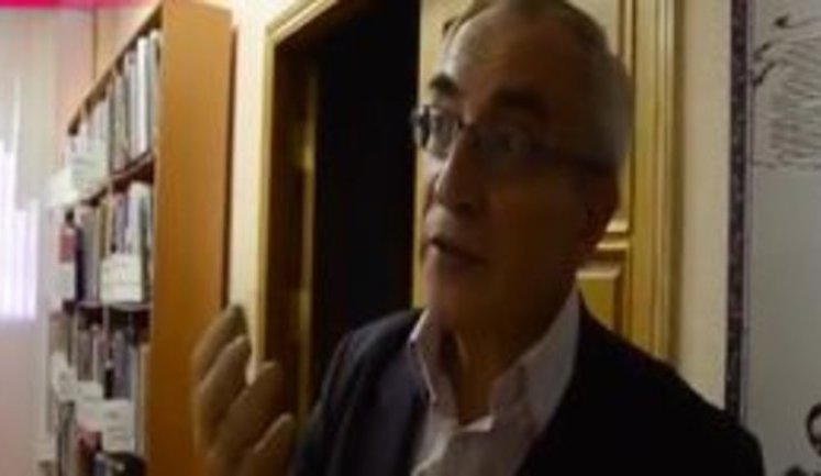 "Они пришли по доносу депутата, а изъятую книгу следователи тайно принесли с собой. Не было у нас книги Корчинского", - замдиректора Украинской библиотеки в Москве. ВИДЕО