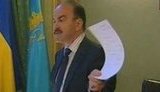 Львовский губернатор уже никуда не уходит: "Депутаты захватили мой кабинет. Чтобы не усложнять, я написал заявление.". + ВИДЕО.