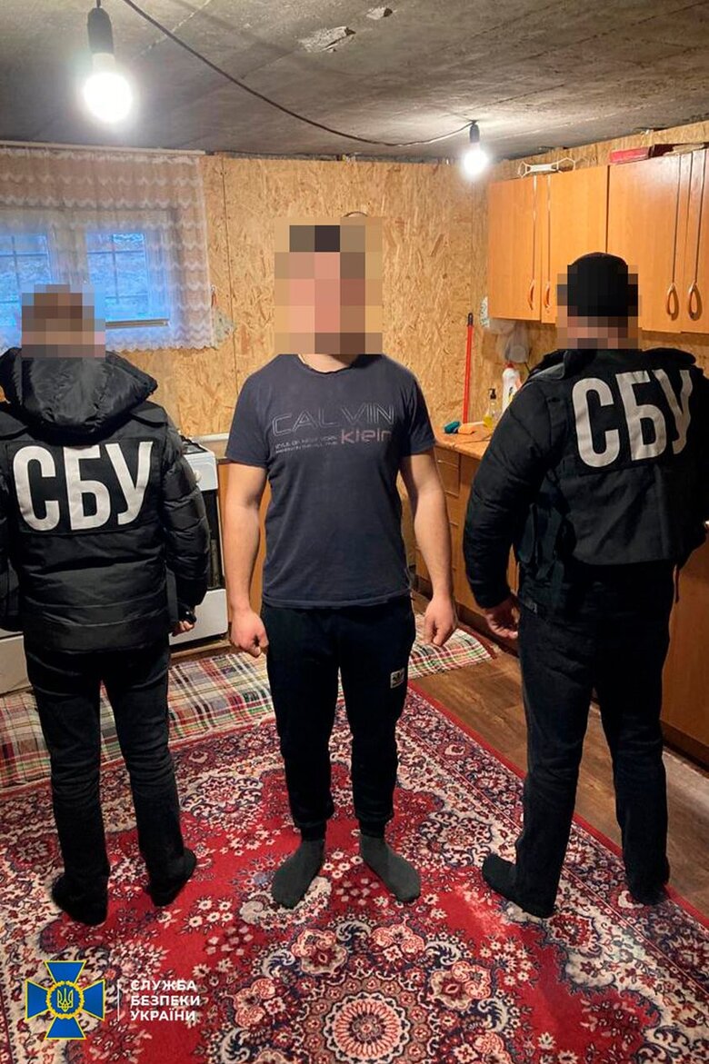 СБУ заарештувала на Закарпатті промосковського церковного блогера 02