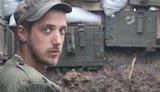 Кулеметник Максим Кривцов: &#34;Я прокинувся від крику. Палач вдивлявся в небо, наче капітан корабля, який щойно помітив довгоочікувану землю, і кричав, радісний-радісний: &#34;Далі, наші &#34;Градами&#34; #башать!&#34;