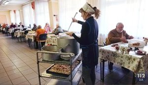 В Харькове нашли еще два дома престарелых, работающих с нарушениями