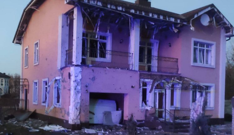 Рашисти ударили по Чернігівщині: загинув чоловік, є пошкодження. ФОТОрепортаж