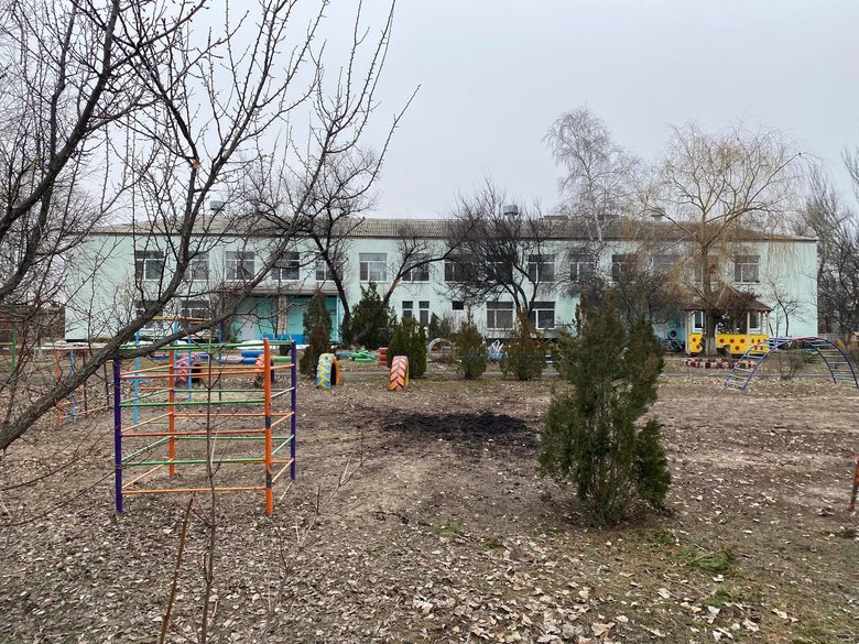 Представители ОБСЕ документируют нарушения в результате российских обстрелов в Станице Луганской 02