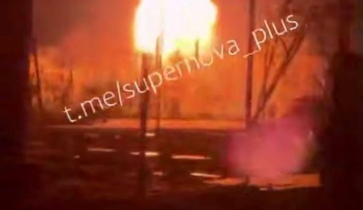 Вибухи пролунали в окупованому Мелітополі: ймовірно, атаковано електропідстанцію. ВIДЕО