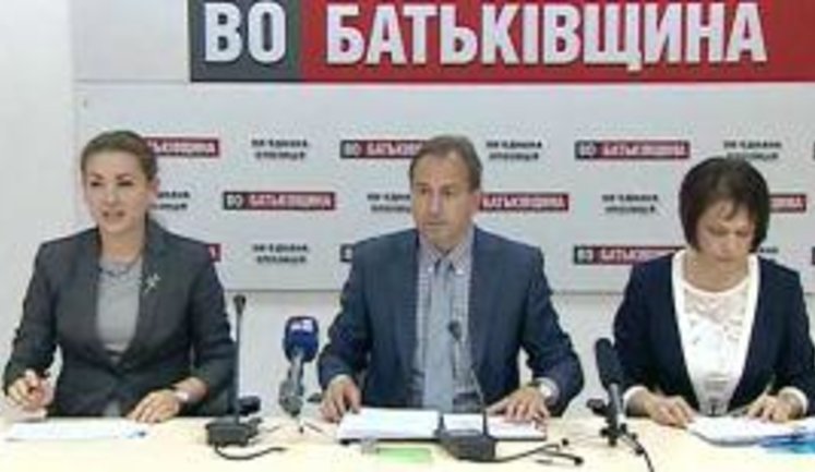 Томенко о фальсификациях на округе Губского: "Протоколы изменяют с помощью маркера и корректора". ВИДЕО