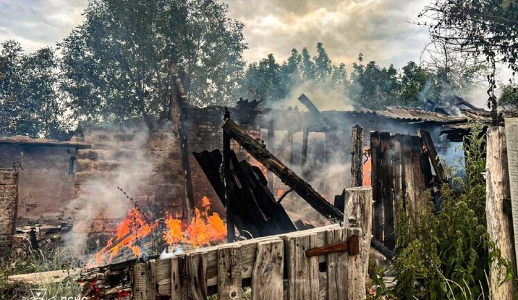 Russians attacked Kupiansk district with drones: fire broke out in residential area. PHOTOS
