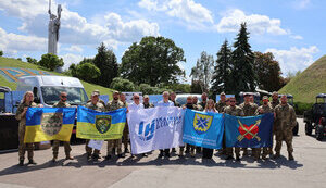 "Украинские вертолеты" передали военным технику на 10 миллионов гривен. ФОТОРЕПОРТАЖ