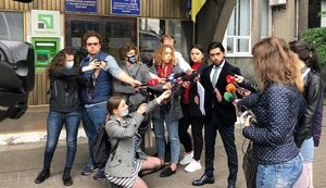 "Слуга народу" Лерос подав у НАЗК заяву про порушення Буславець антикорупційного законодавства: "Рятує робоче місце сина в "Енергоатомі". ДОКУМЕНТ