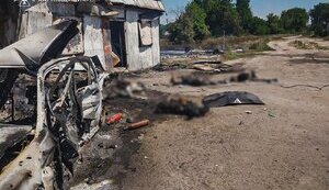 Рашисти вдарили по с.Новоплатонівка на Харківщині під час видачі гуманітарки: 5 загиблих, є поранені (оновлено). ФОТОрепортаж