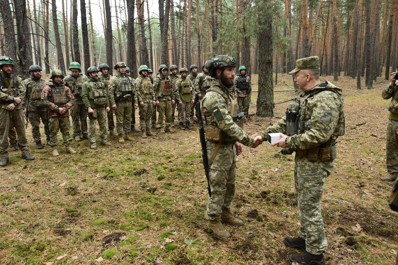 Situation in Lyman-Kupiansk direction remains difficult, Armed Forces continue to conduct active defense, - Syrskyi 03