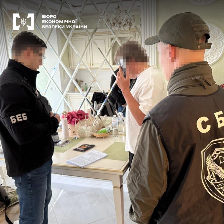 БЕБ викрило контрабанду ювелірних виробів і годинників через кордон