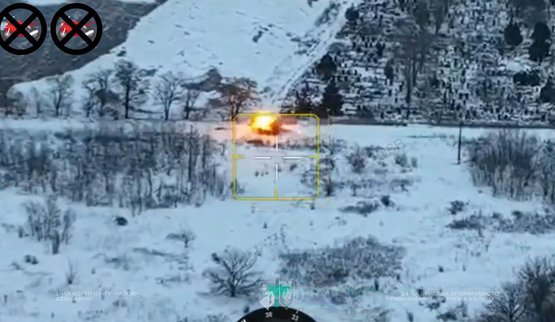 Пілоти 14-ї бригади важким бомбером замінували дорогу та знищили чотирьох рашистів на мотоциклах. ВIДЕО