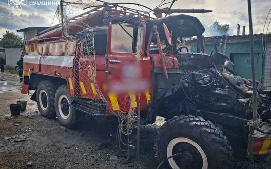 Росія вдарила по пожежному автомобілю й обстріляла рятувальн