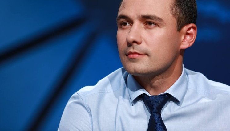Василь Гацько: "Передзвонив Бондаренко. Каже: "Юлія Володимирівна попросила перепитати, де їй від тебе ховатися? В лісі?"