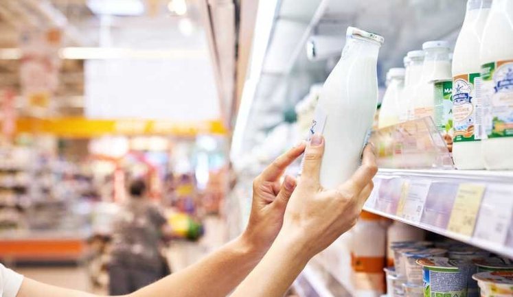 Ціни на молоко в Україні залишаються нижчими за світові на майже 20%