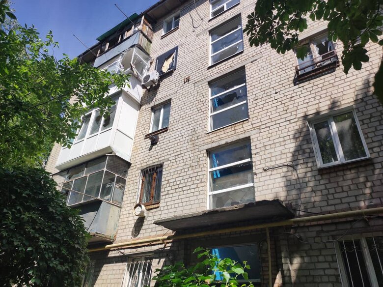 Окупанти обстріляли Нікополь та район: є постраждалий 02