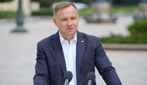 РФ має усвідомлювати, що також зазнаватиме втрат, - Дуда про операцію ЗСУ на Курщині