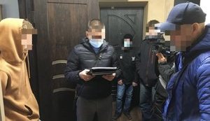 Правоохоронці викрили 21-річного творця фейкової копії застосунку "Дія"