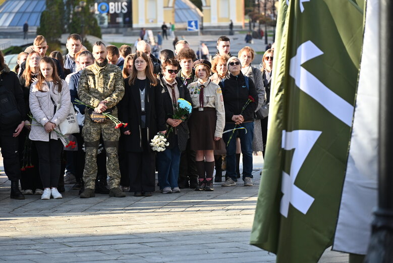 Із воїном та засновником видання Горинь Тарасом Давидюком, який загинув у бою проти окупантів на Запоріжжі, попрощалися у Києві 56