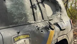 Російський дрон атакував евакуаційну групу поліції на Харківщині: поранено двох правоохоронців. ВІДЕО+ФОТОрепортаж