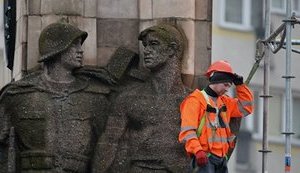 Власти Щецина демонтируют очередной советский монумент, - "Радио Польша"