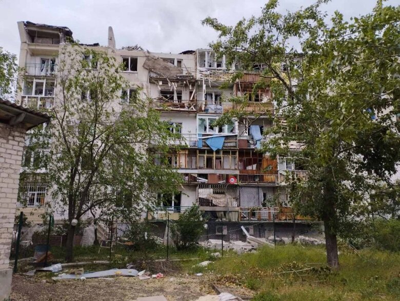 Ворог веде штурм Сєверодонецька, бої тривають і дотепер. Через російські обстріли на Луганщині є загиблі та поранені, - Гайдай 05 Ворог веде штурм Сєверодонецька, бої тривають і дотепер. Через російські обстріли на Луганщині є загиблі та поранені, - Гайдай 05