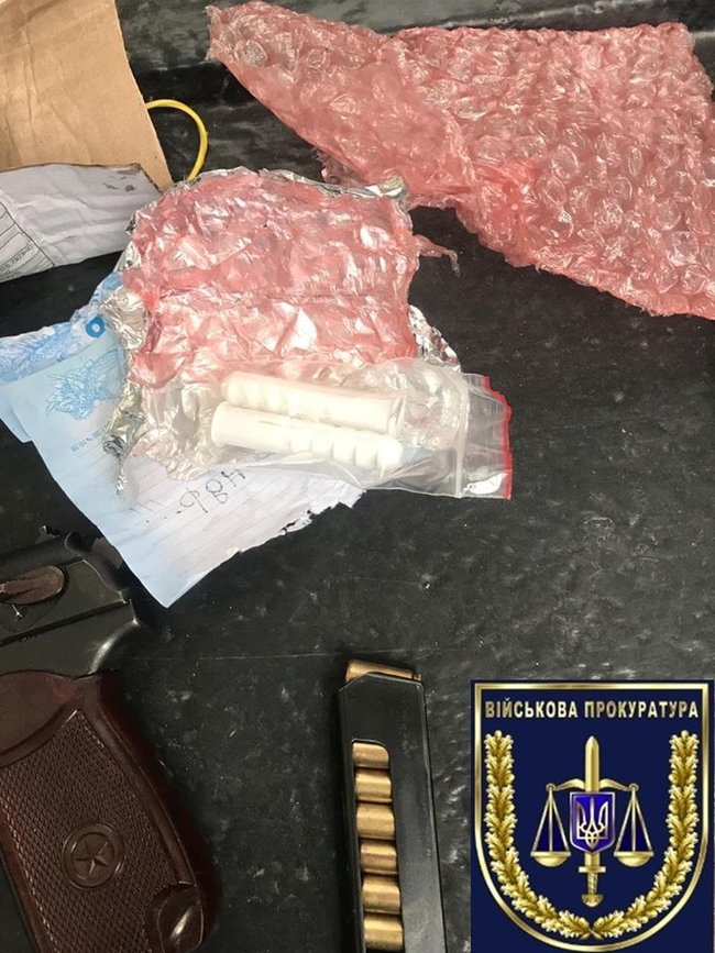 Офицер ВСУ, перевозивший психотропное вещество амфетамин, задержан в Одессе, - военная прокуратура 02