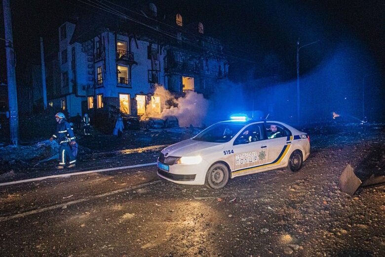 Number of victims in Kharkiv increased to 12, hotel was damaged. Enemy dropped aerial bombs on village in Kharkiv region, woman was killed 06