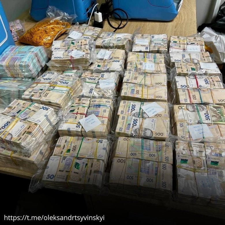 Понад 630 млн грн готівки: БЕБ провело рекордне вилучення