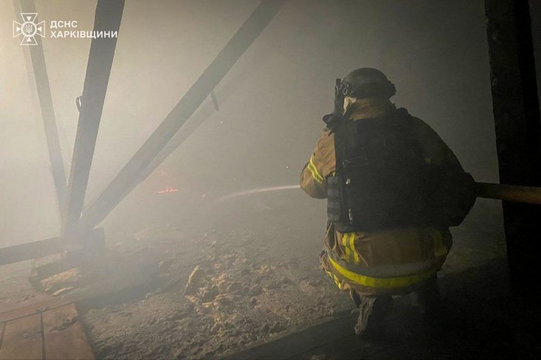 РФ вдарила по лікарні на Харківщині: троє постраждалих