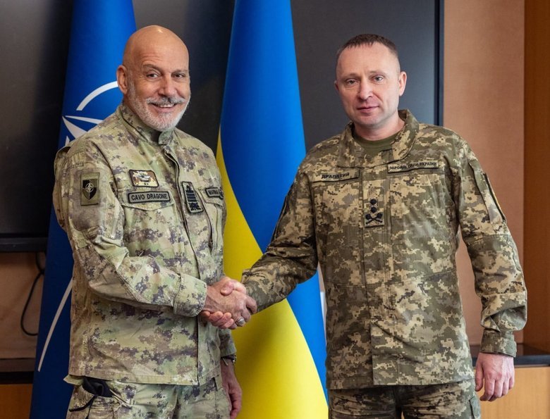 Військовий комітет НАТО прибув до Києва: подробиці