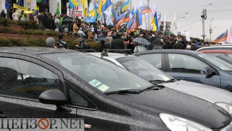 Как и зачем гаишники ходят к участникам Автомайдана: рассказ очевидца