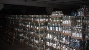 Вторая жизнь подпольной водки: куда девается фальсификат