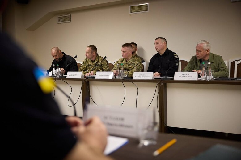 Зеленський провів нараду у Харкові