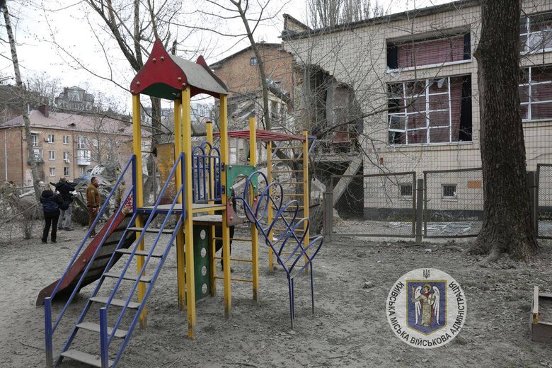 Наслідки обстрілу Києва