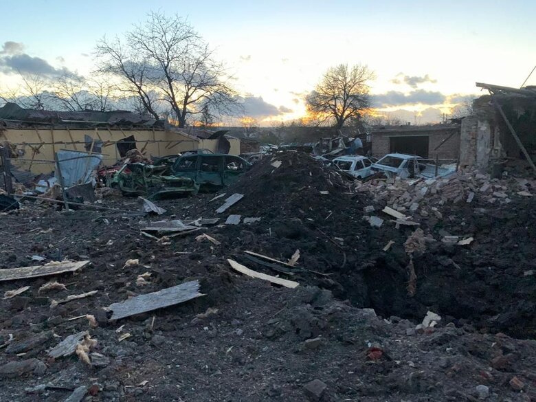 Consequences of shelling of Donetsk region by Russian invaders 03